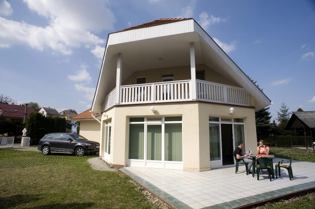 Marianna Apartmanhaz ซาลาคาโรส ภายนอก รูปภาพ